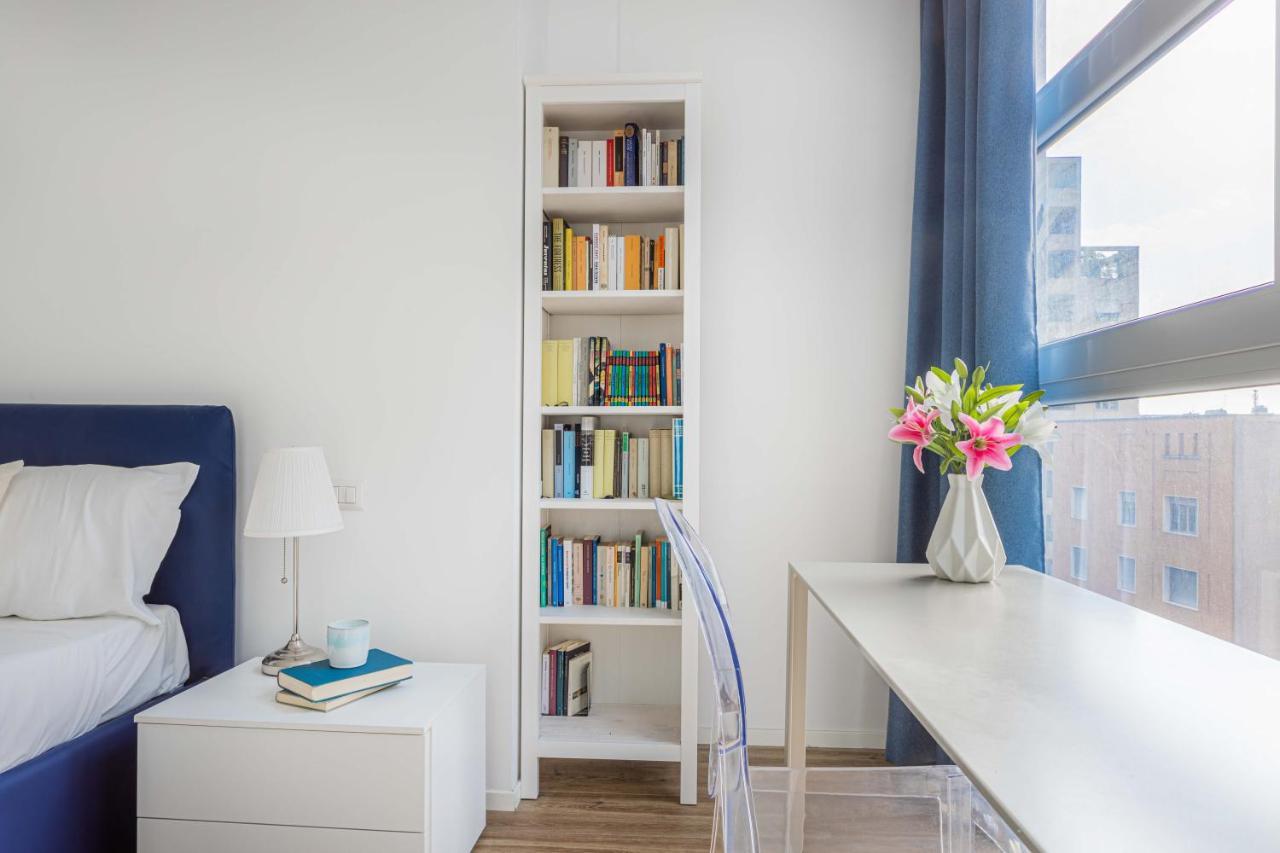 Luxnest I Porta Nuova Milan - Via Pirelli Apartment Luaran gambar