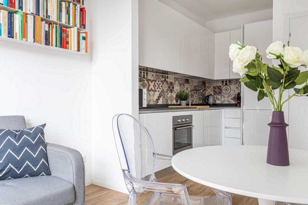 Luxnest I Porta Nuova Milan - Via Pirelli Apartment Luaran gambar